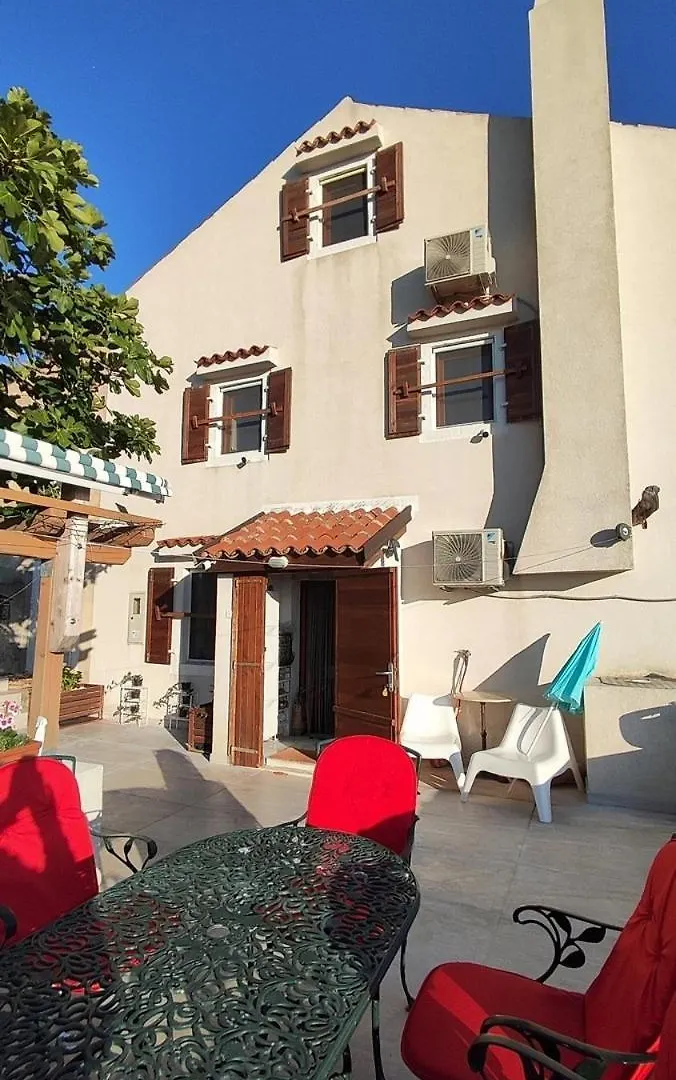 Holiday House With A Parking Space Ustrine, Cres - 22967 Ustrine
